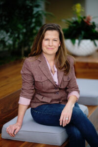 Gina Riley Headshot